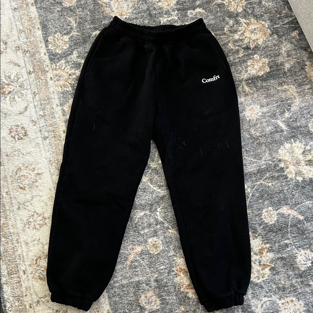 Comfrt brand swears. Size L. Worn once. No flaws just need a good wash